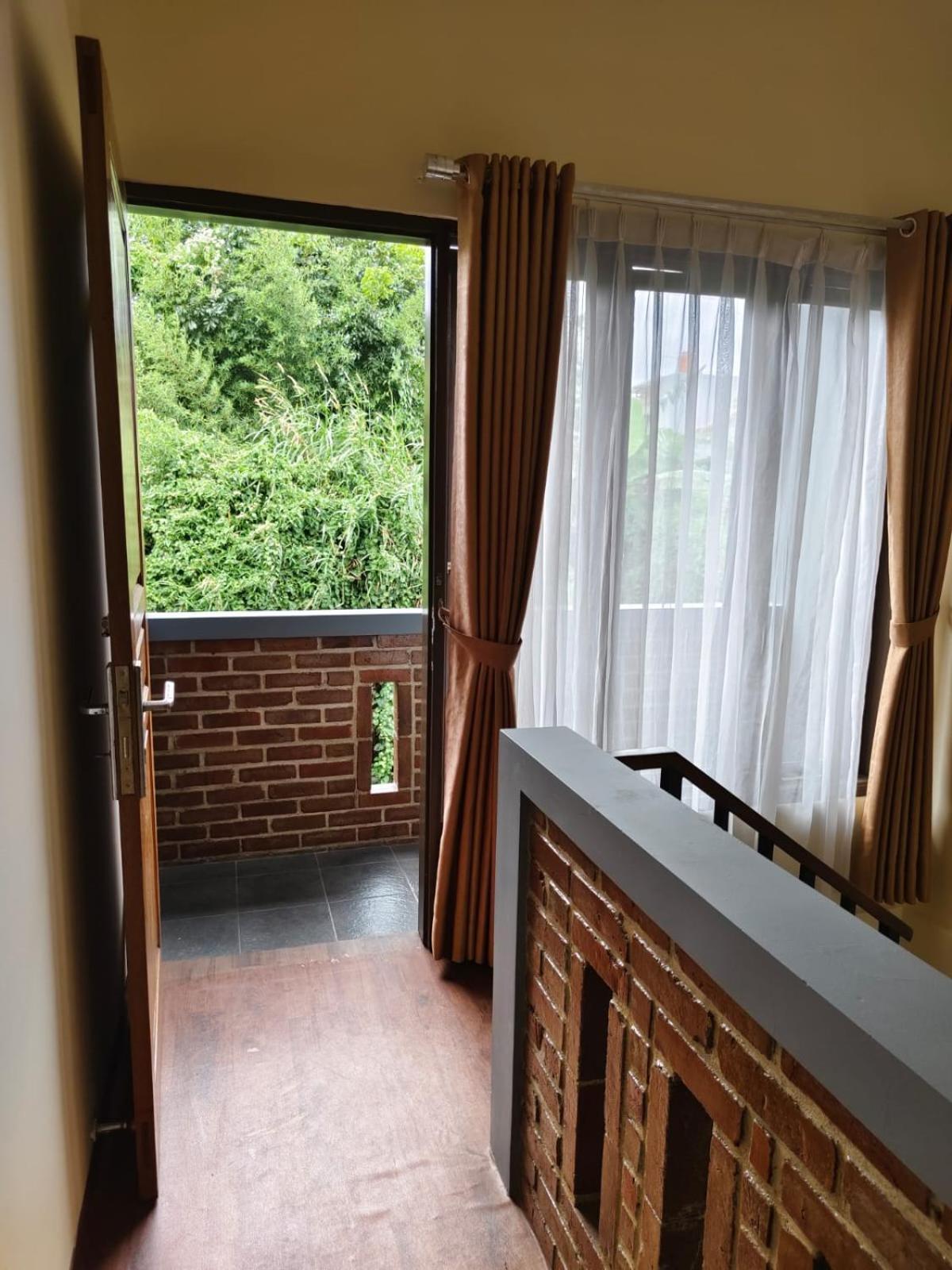 למבאנג Bajorah Homestay מראה חיצוני תמונה